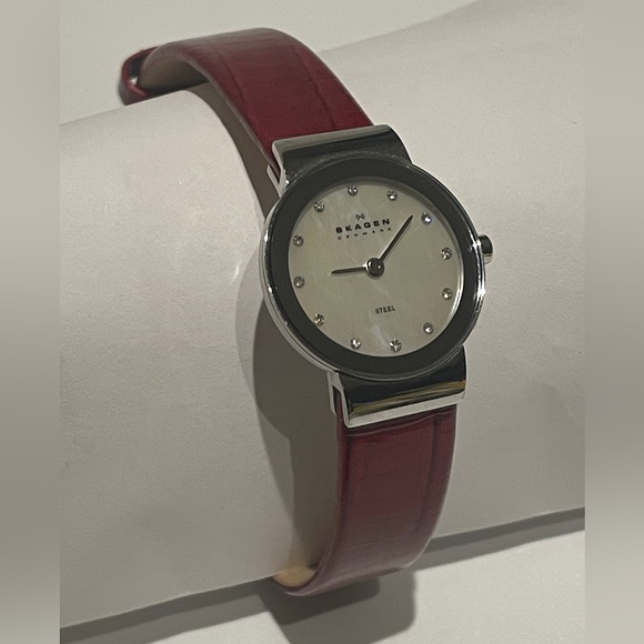 Skagen Women’s Watch - Picture 1 of 14